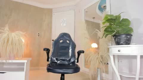 RicoBrowm online show from 11.17.25