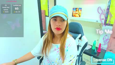 RIHANA online show from 09.21.25