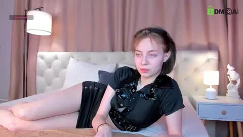 rihanna_walker online show from 11.16.25