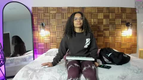 Sara online show from 02.24.25