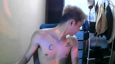 Snapshot of riiichie12 chatting on 11.09.25 riiichie12 online show from 11.09.25