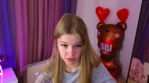 Snapshot of riinaaa chatting on 02.07.26 Rina online show from 02.07.26