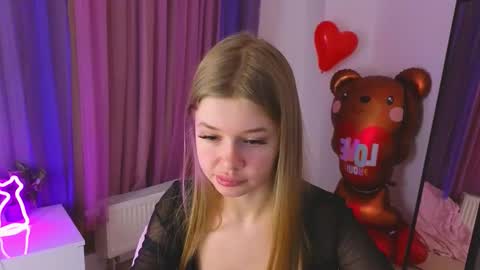 Snapshot of riinaaa chatting on 02.08.26 Rina online show from 02.08.26