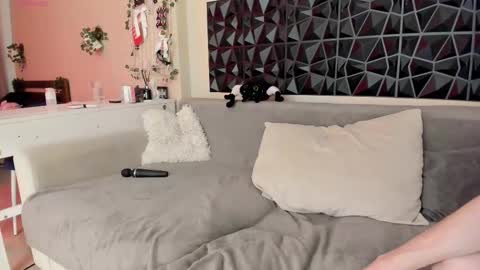 Victor  Maria online show from 11.04.25