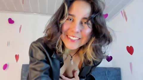 Riley online show from 02.14.25