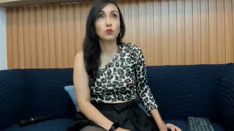 Oriana online show from 04.13.26