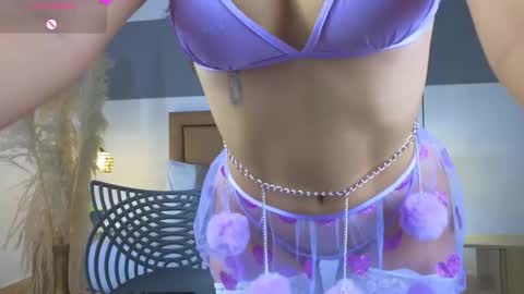 Snapshot of riley_sierra chatting on 02.08.25 Riley Sierra online show from 02.08.25