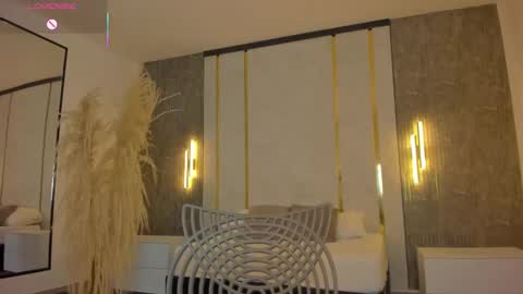 Snapshot of riley_sierra chatting on 10.11.25 Riley Sierra online show from 10.11.25