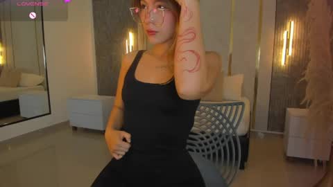 Riley Sierra online show from 04.06.26