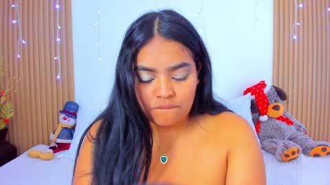 Snapshot of rileydolly chatting on 12.24.24 RileyDolly online show from 12.24.24