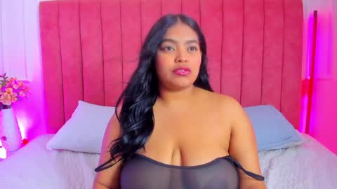 Snapshot of rileydolly chatting on 02.07.25 RileyDolly online show from 02.07.25