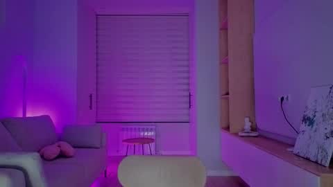 Snapshot of rileymee chatting on 11.02.25 rileymee online show from 11.02.25