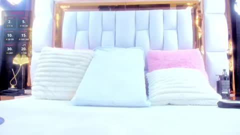 Riley online show from 11.23.25