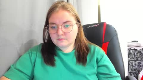 Snapshot of rina16 chatting on 10.30.25 rina16 online show from 10.30.25