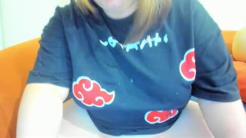 Snapshot of rina16 chatting on 11.19.25 rina16 online show from 11.19.25