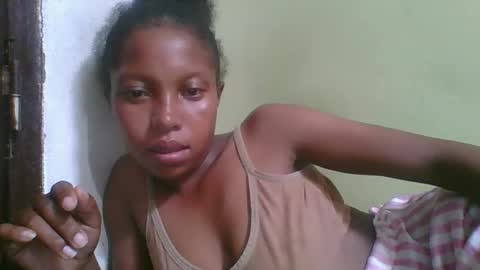 Snapshot of rinah654271 chatting on 02.10.26 rinah654271 online show from 02.10.26