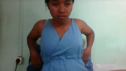 rinah856024 online show from 12.16.25