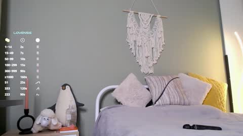 Snapshot of rinassecret chatting on 12.25.24 Rina online show from 12.25.24