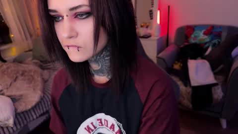 Snapshot of ripper_66 chatting on 12.04.25 DianaBrite fansl y online show from 12.04.25