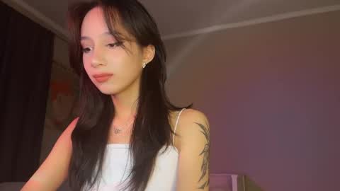 riricaa online show from 04.08.26