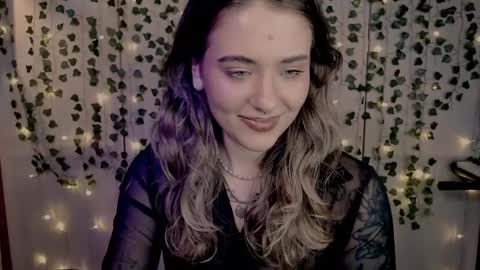 Snapshot of risha_laass chatting on 02.01.25 risha_laass online show from 02.01.25