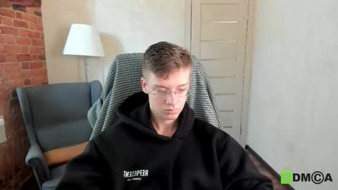 Snapshot of rishu_ chatting on 09.28.25 VAnitas online show from 09.28.25