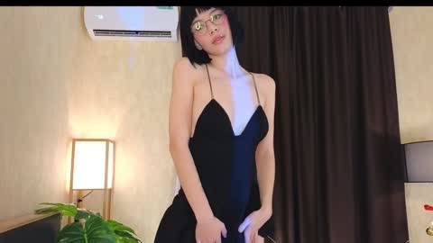 Snapshot of riskyteasse chatting on 01.28.25 Agnes online show from 01.28.25
