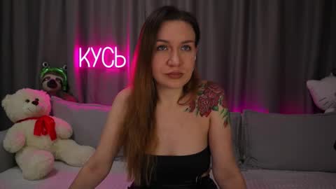 Snapshot of ritakycb chatting on 11.15.25 Rita online show from 11.15.25