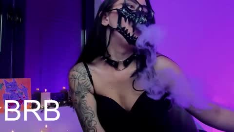 Snapshot of ritasunset chatting on 11.22.25 Miss Rita online show from 11.22.25