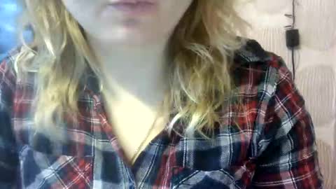 Snapshot of riveramaureen chatting on 01.19.25 RiveraMaureen online show from 01.19.25