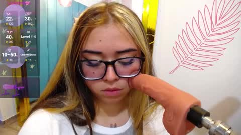 Snapshot of rixvenom chatting on 12.14.24 RIX VENOM online show from 12.14.24