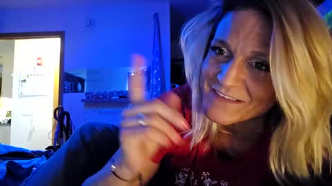 Snapshot of rjeanr chatting on 03.03.25 Randiz online show from 03.03.25