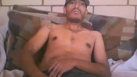 rmorenoout666 online show from 06.17.26