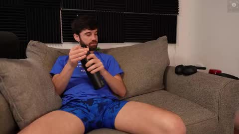 Ryan aka KeylimeRy online show from 10.15.25