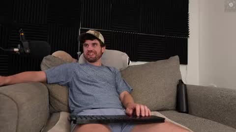 Ryan aka KeylimeRy online show from 11.14.25