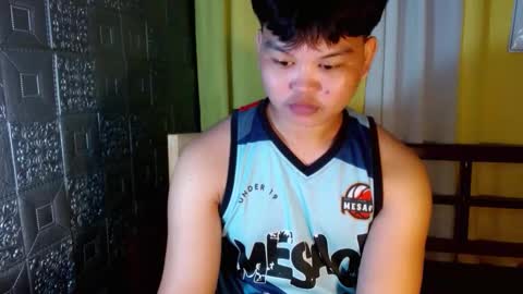 Snapshot of rnl_cum chatting on 10.28.25 RICH MY GOAL online show from 10.28.25