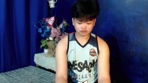 Snapshot of rnl_cum chatting on 11.25.25 RICH MY GOAL online show from 11.25.25