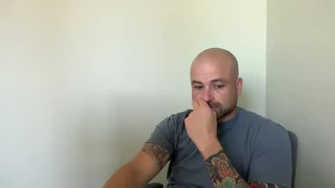 Snapshot of roadking1122 chatting on 10.23.25 roadking1122 online show from 10.23.25