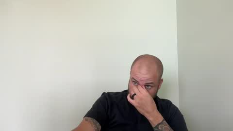 Snapshot of roadking1122 chatting on 11.03.25 roadking1122 online show from 11.03.25