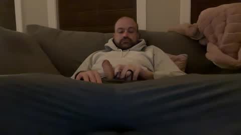 Snapshot of roadking1122 chatting on 12.15.25 roadking1122 online show from 12.15.25