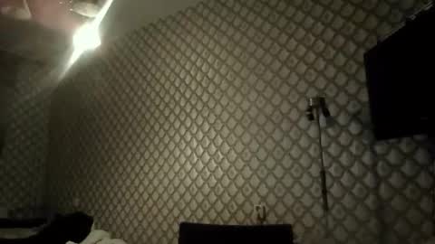 rob18997 online show from 11.24.25