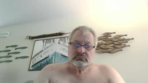 Snapshot of rob872217 chatting on 12.15.25 rob872217 online show from 12.15.25