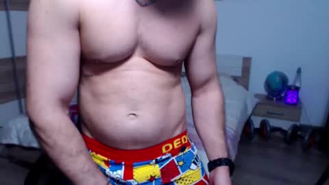 Snapshot of robbyshawz chatting on 12.20.25 robbyshawz online show from 12.20.25