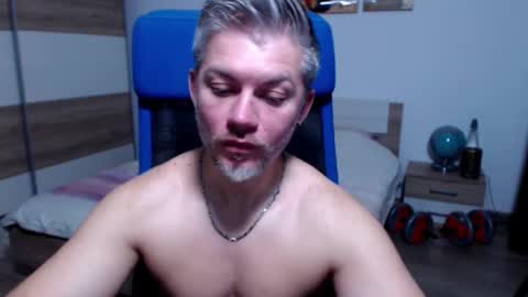 Snapshot of robbyshawz chatting on 01.15.26 robbyshawz online show from 01.15.26