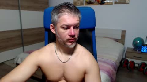 Snapshot of robbyshawz chatting on 02.16.26 robbyshawz online show from 02.16.26