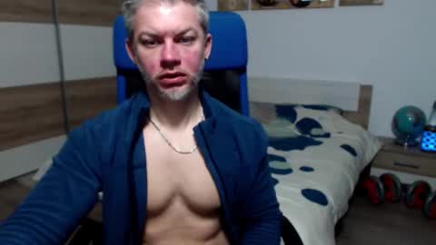 Snapshot of robbyshawz chatting on 02.20.26 robbyshawz online show from 02.20.26