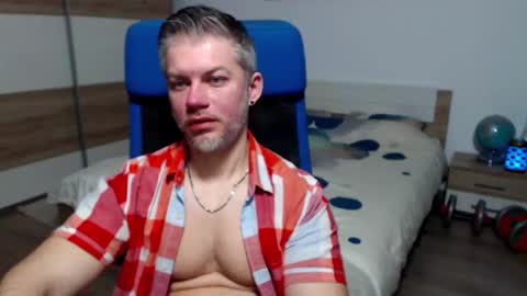 Snapshot of robbyshawz chatting on 02.27.26 robbyshawz online show from 02.27.26