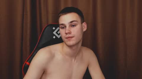 Snapshot of robert10211 chatting on 12.24.24 robert10211 online show from 12.24.24