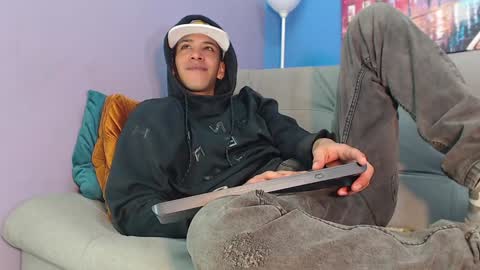 Snapshot of robert_kingg chatting on 12.22.24 robert_kingg online show from 12.22.24