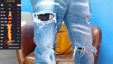 Snapshot of robert_kingg chatting on 10.27.25 robert_kingg online show from 10.27.25